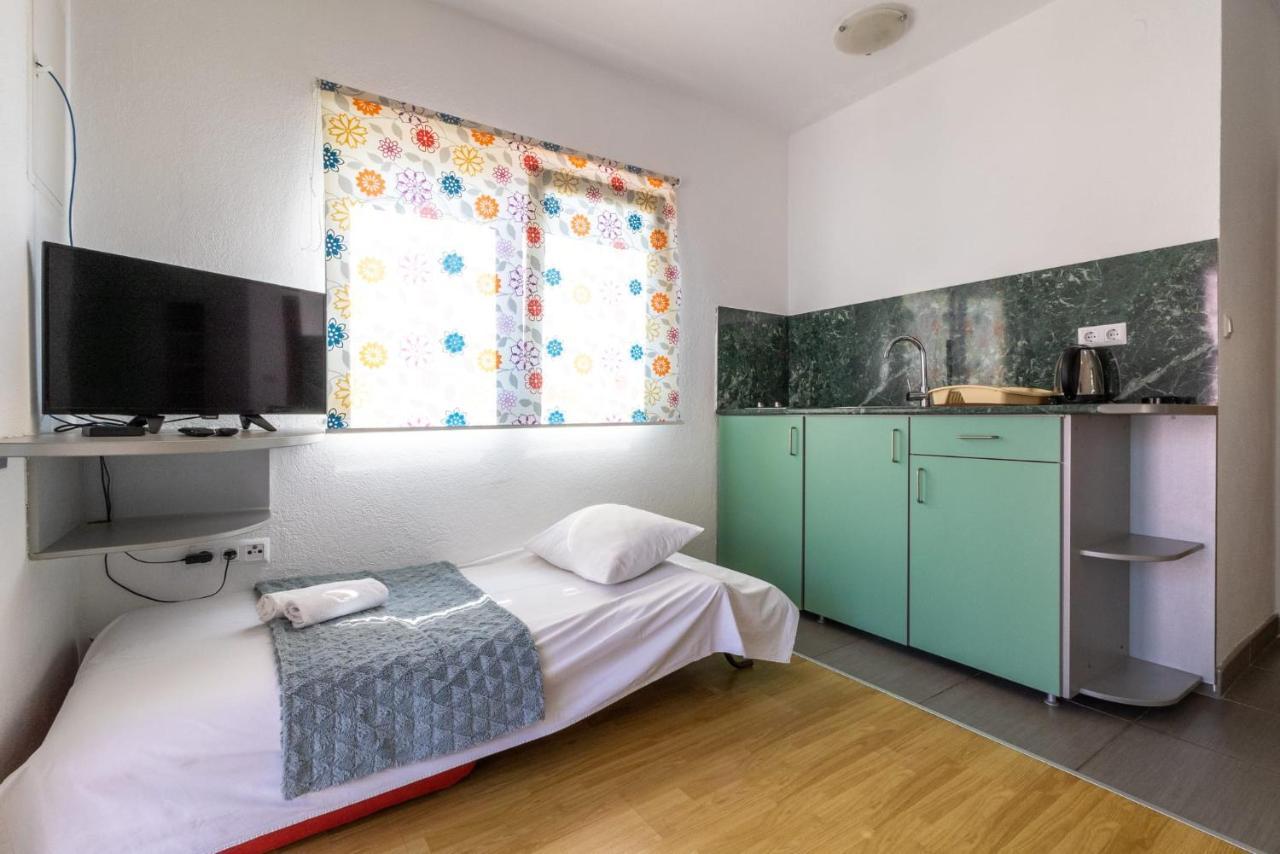 Ankica & Anamarija Apartments ネウム エクステリア 写真