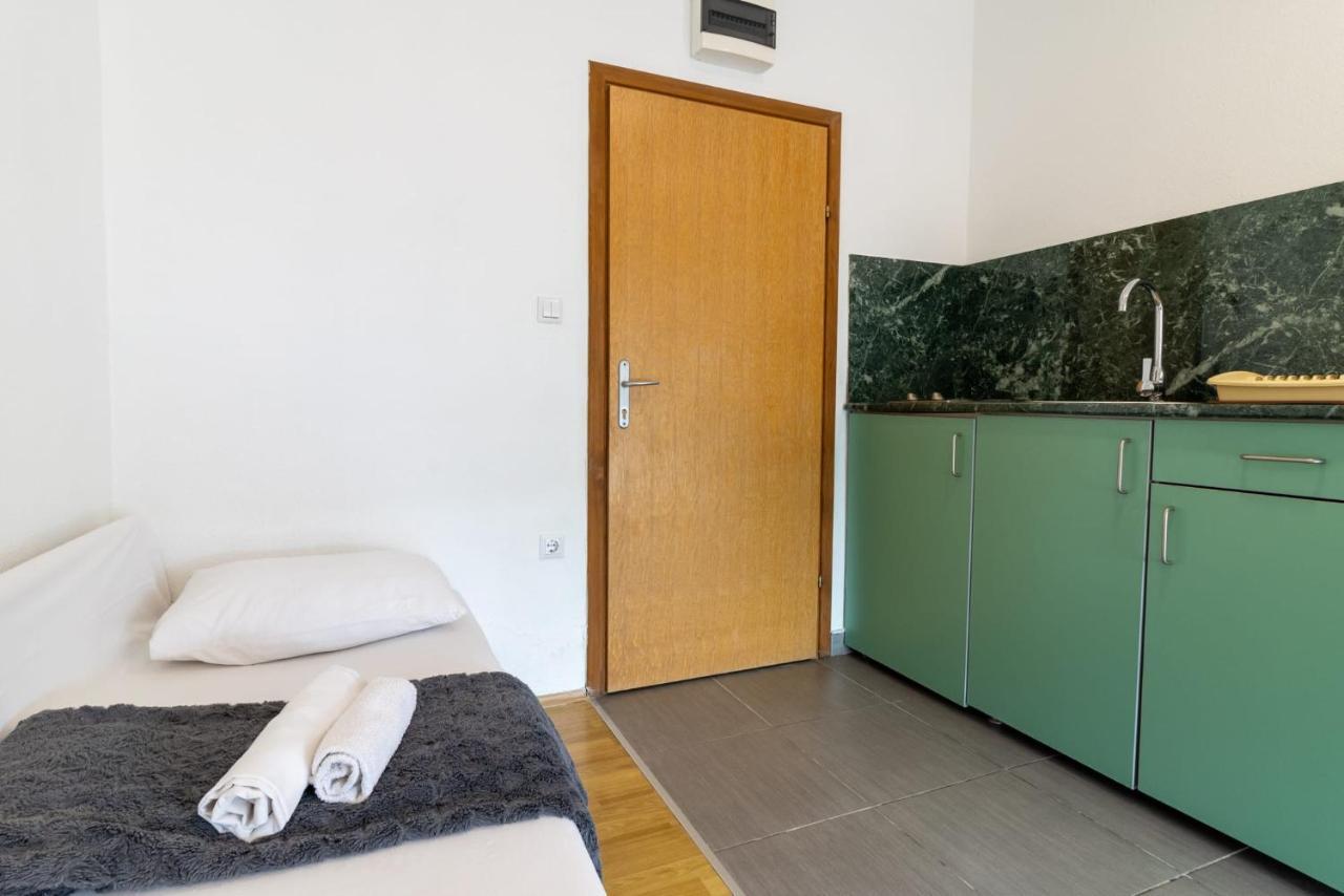 Ankica & Anamarija Apartments ネウム エクステリア 写真